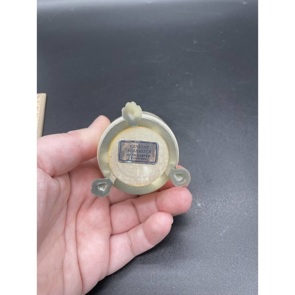 Vintage Genuine Alabaster Trinket Box Hand Carved In Italy Beautiful Floral - Picture 9 of 10